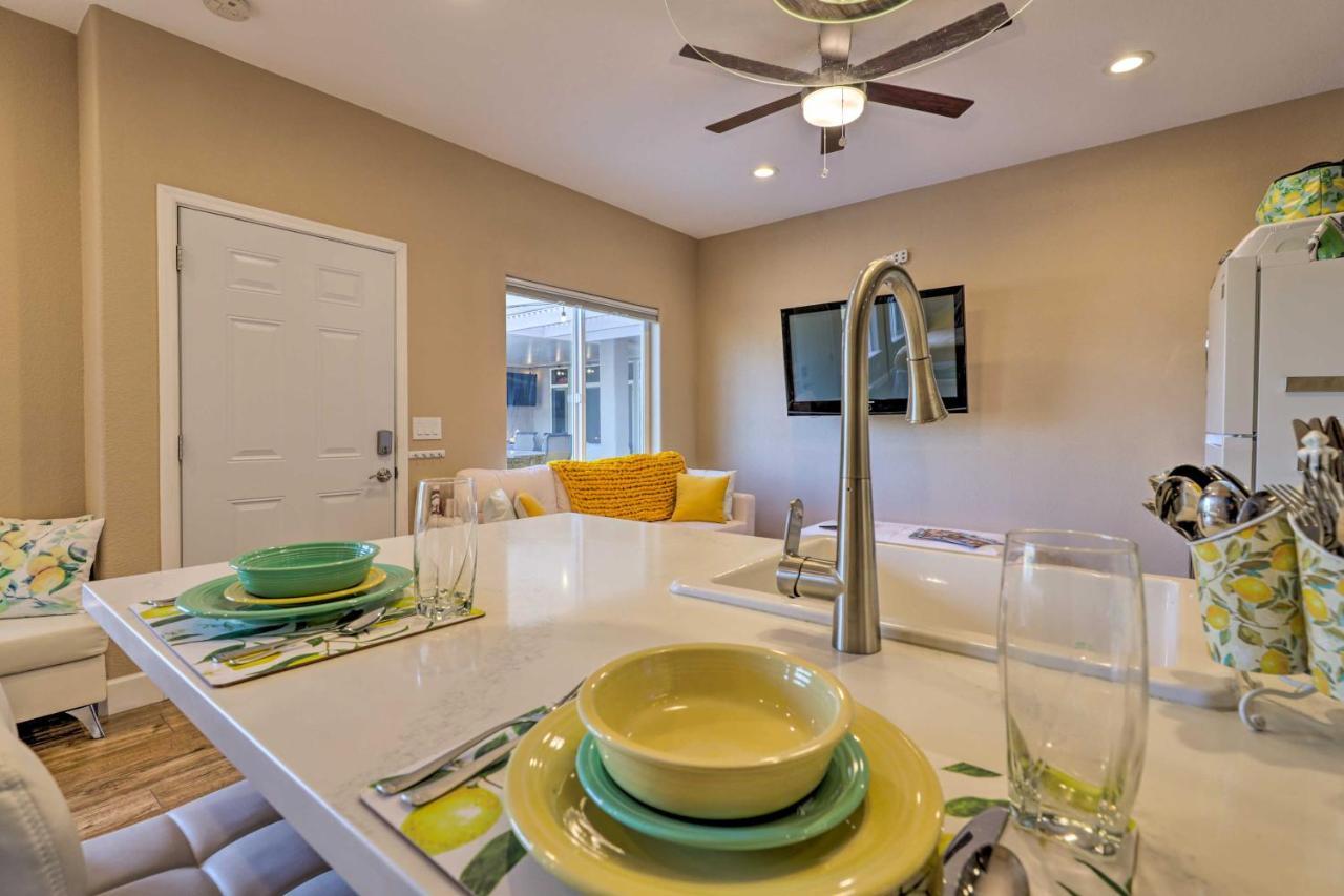 Modern Sun City Studio Near Deer Valley Golf Sun City West Экстерьер фото